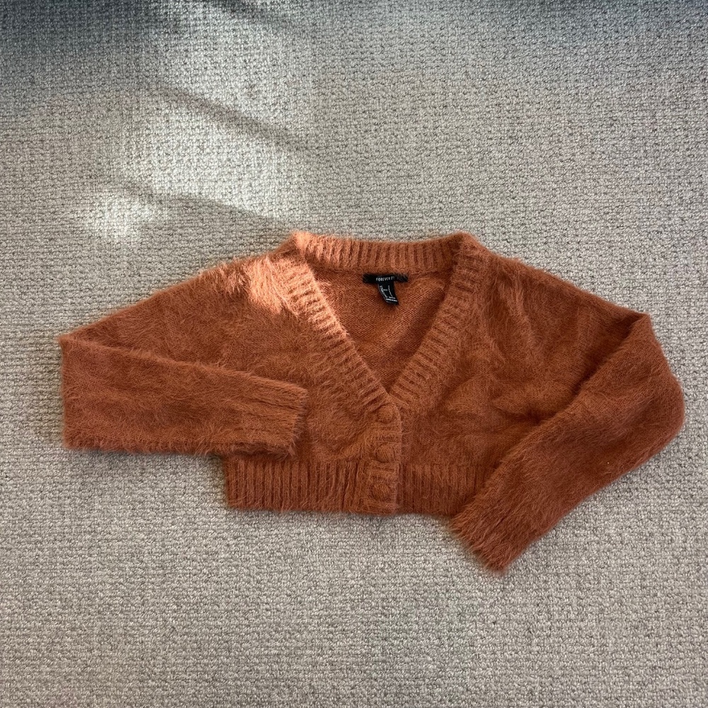 Cropped fuzzy Cardigan Sweater